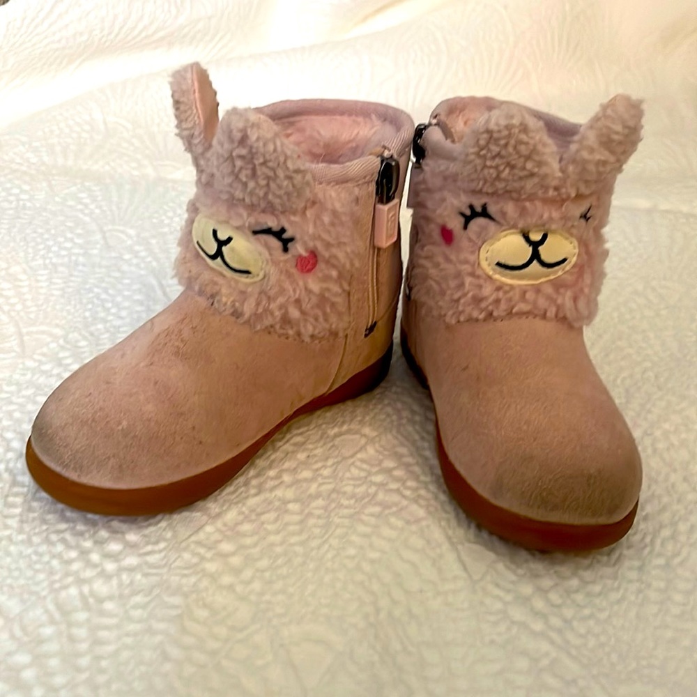 Llama pink Ugg boots. 7 Toddler
